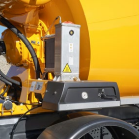 Camión hormigonera HTM 1205